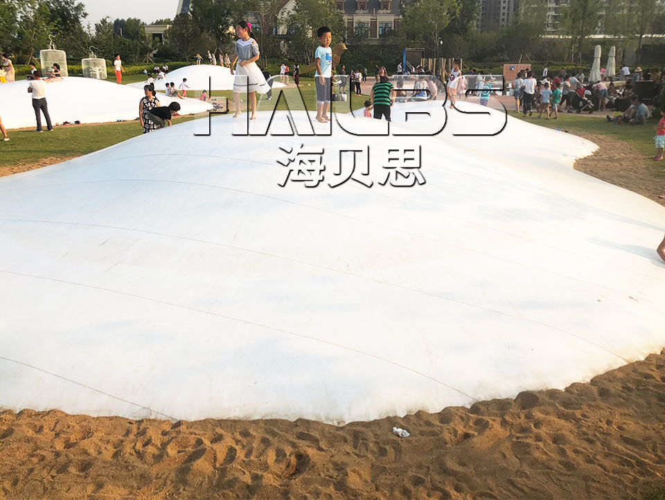 蹦蹦云主題樂園