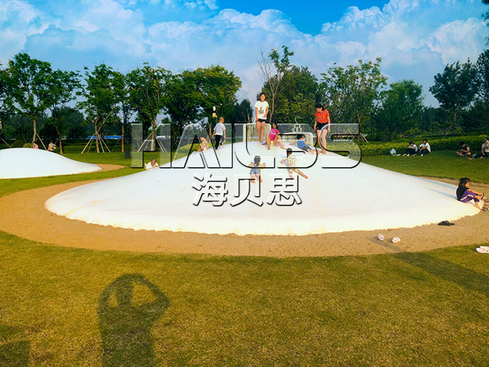 蹦蹦云主題樂園