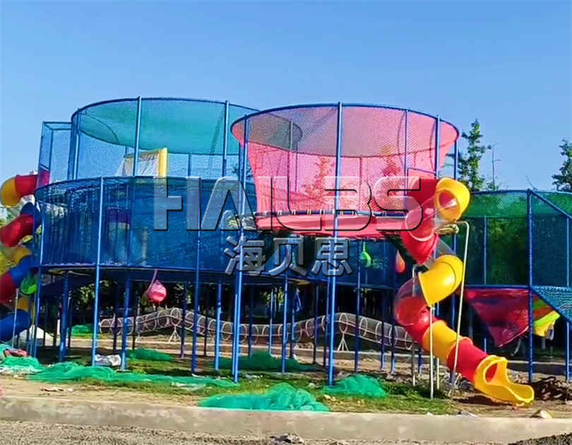 陜西西安無動力親子樂園施工現(xiàn)場