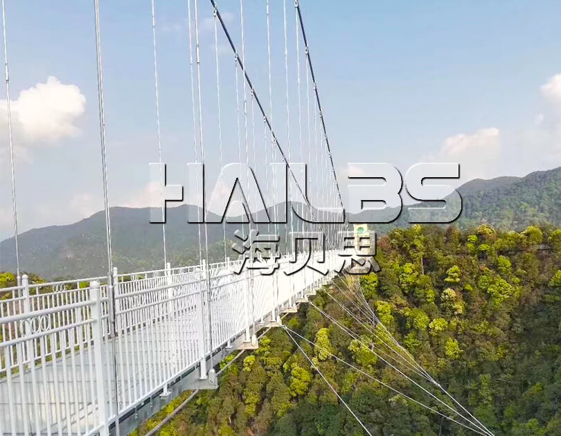 四川內(nèi)江-玻璃吊橋