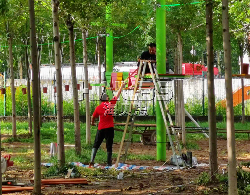 山東東營叢林穿越安裝施工現(xiàn)場