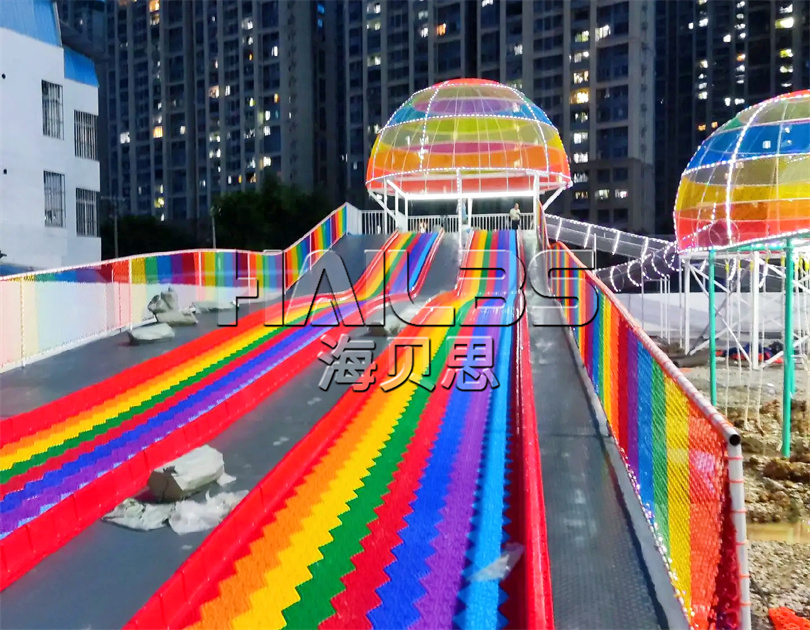 陜西渭南無動力樂園施工現(xiàn)場