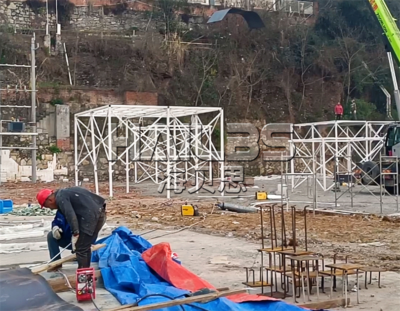 湖北宜昌場地無動力樂園施工現(xiàn)場