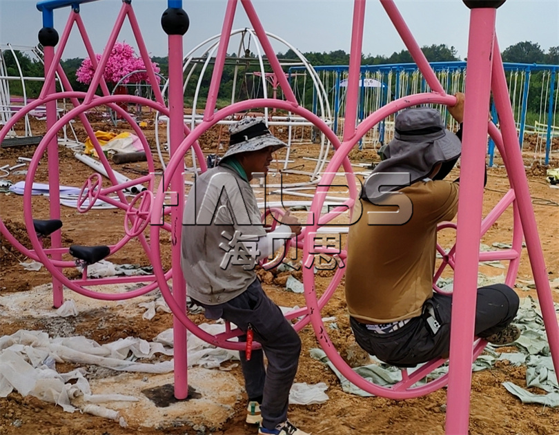 湖北武漢無動力樂園施工現(xiàn)場