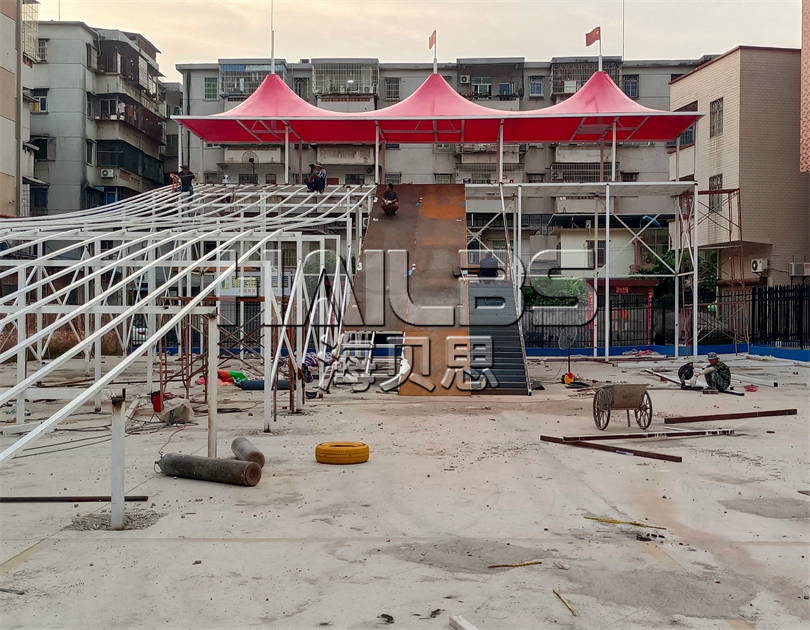 安徽黃山無動力樂園施工現(xiàn)場