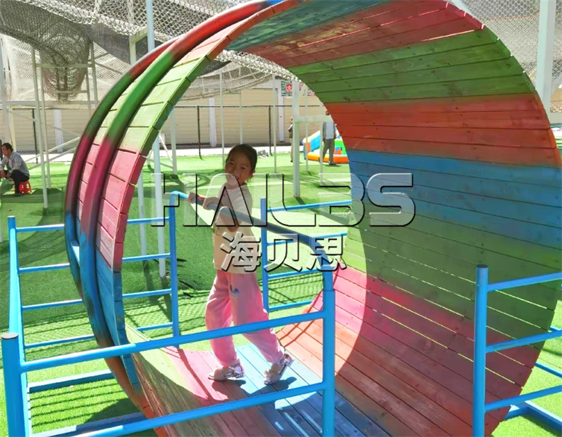 青海西寧撒歡親子樂園